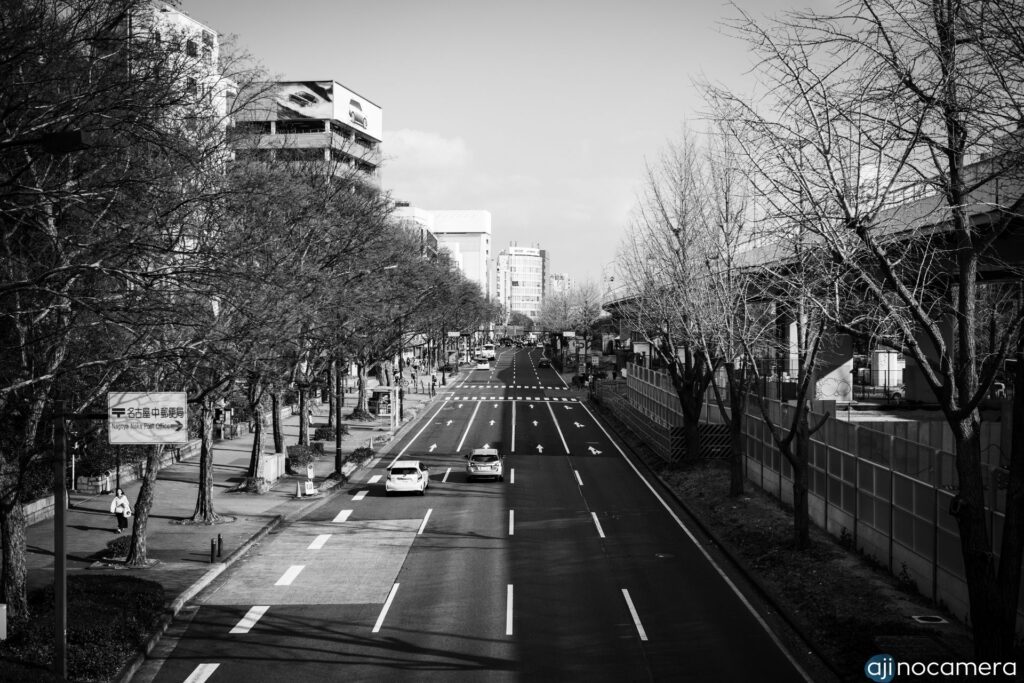 モノクロの町並み